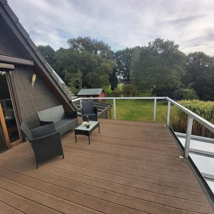 Apartment In Upper Floor In Nature Reserve. Hipstedt المظهر الخارجي الصورة