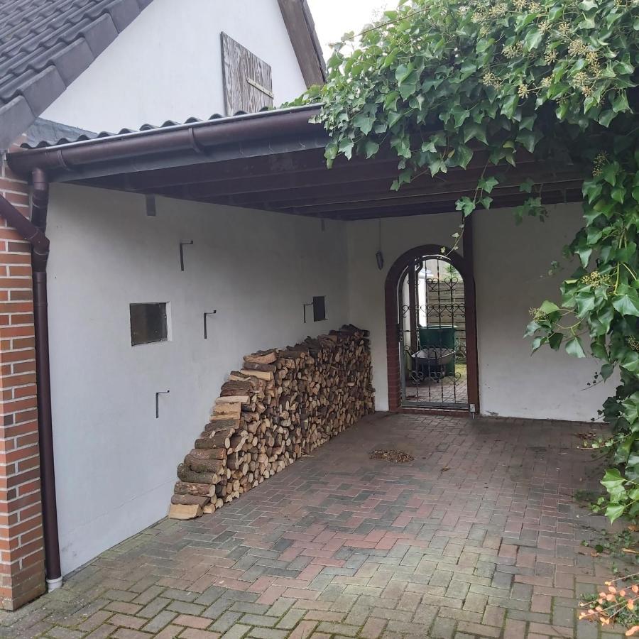 Apartment In Upper Floor In Nature Reserve. Hipstedt المظهر الخارجي الصورة
